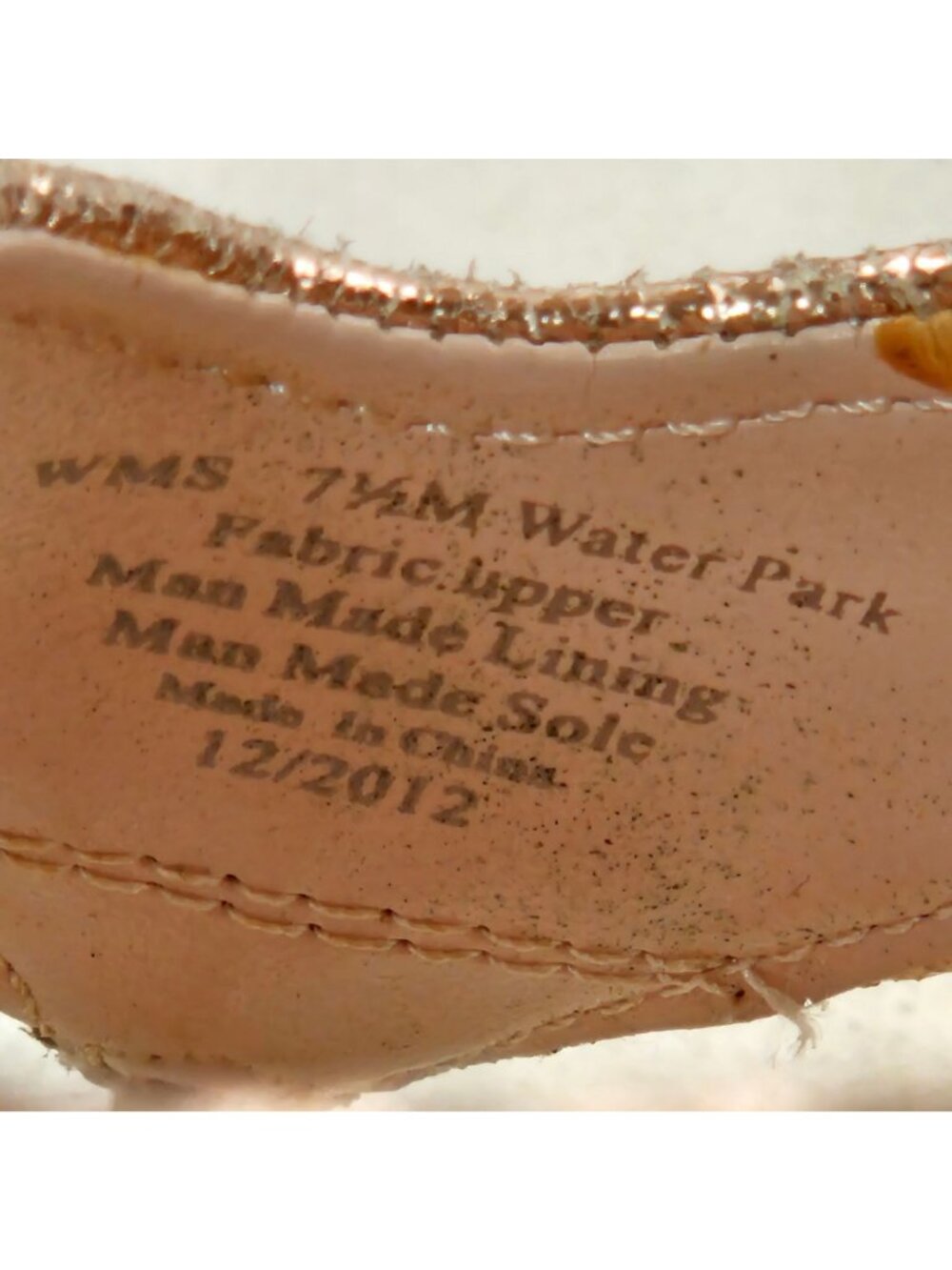 Kenneth Cole Reaction Flip Flop Wedge Sandals Womens 7.5M Water Park Gold - Picture 8 of 10